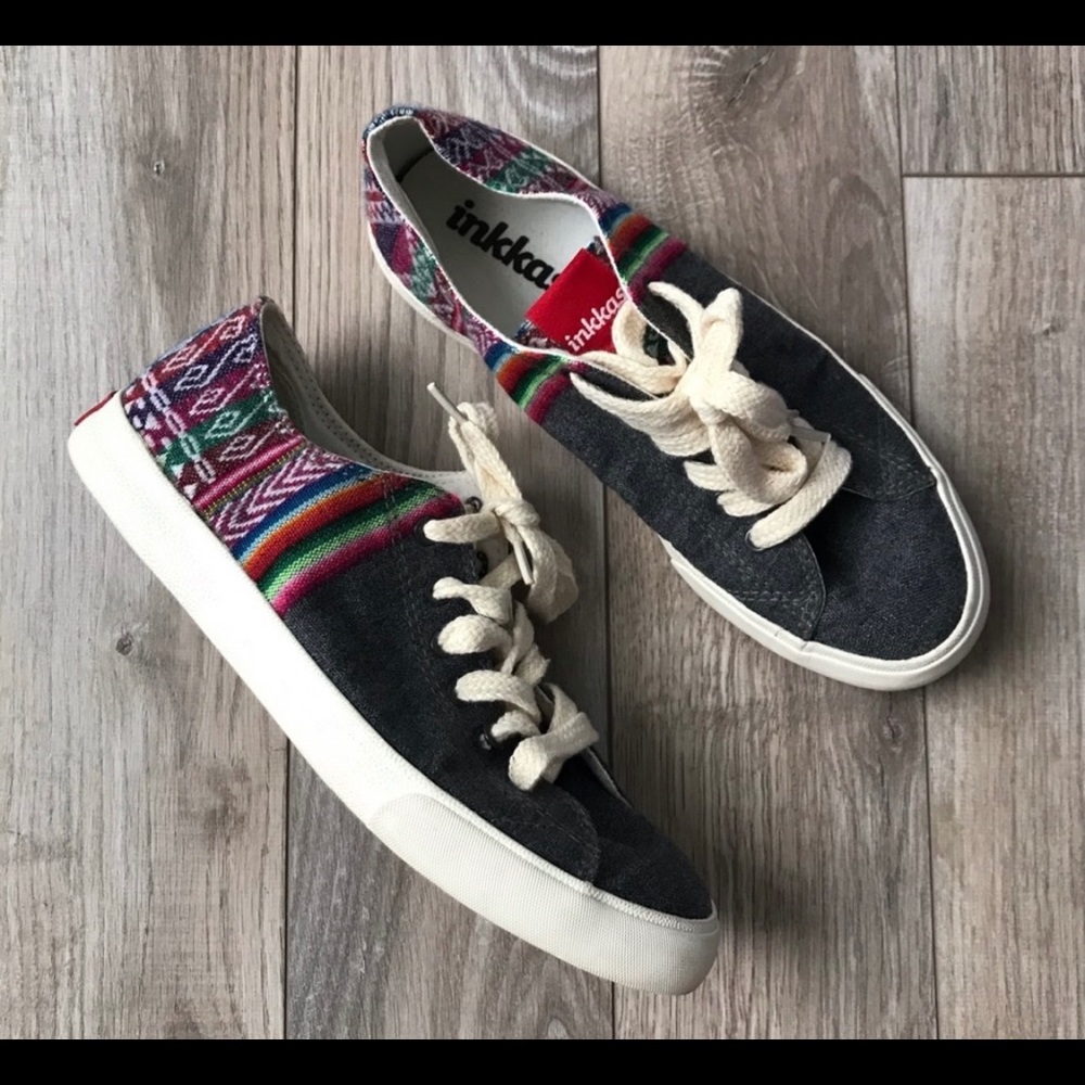EUC Inkkas flat lace up sneaker canvas shoes 8